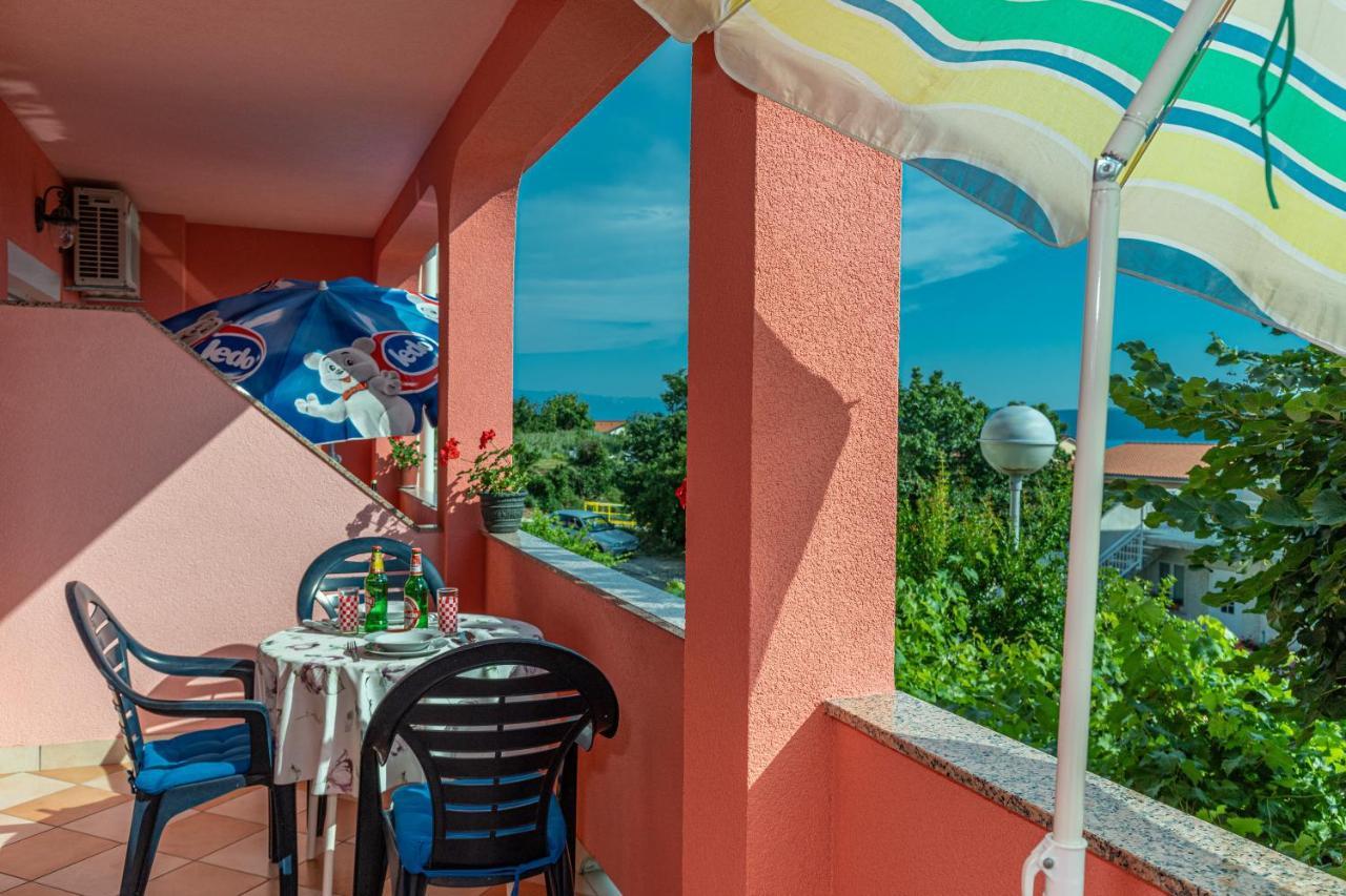 Apartman Kata 1 Apartment Crikvenica Exterior foto