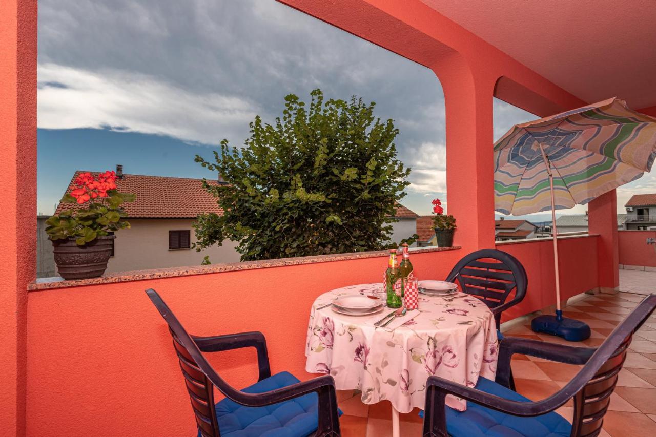 Apartman Kata 1 Apartment Crikvenica Exterior foto