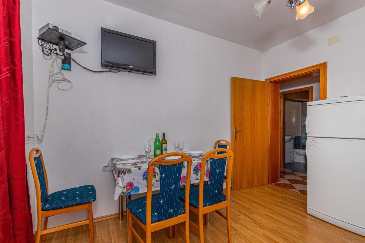 Apartman Kata 1 Apartment Crikvenica Exterior foto