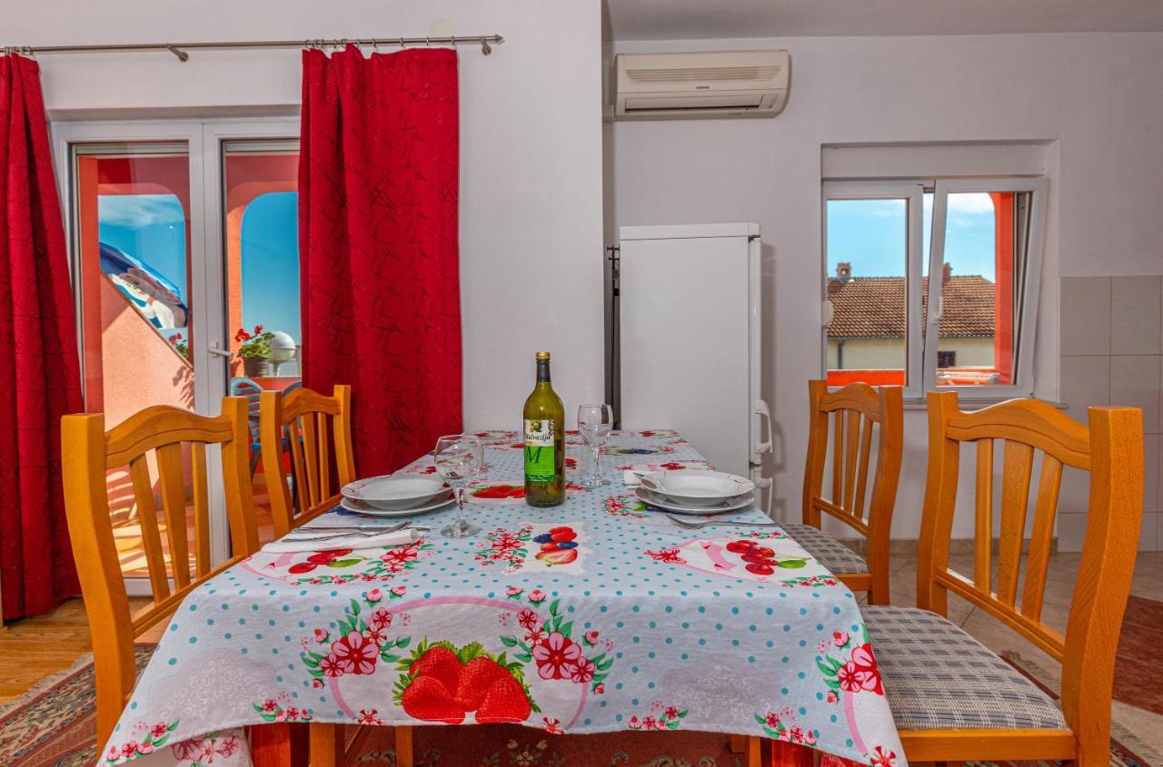 Apartman Kata 1 Apartment Crikvenica Exterior foto